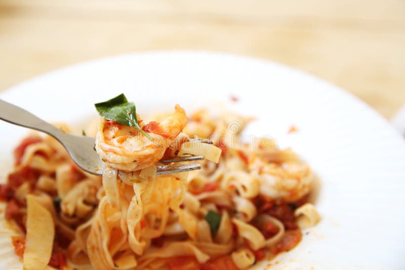 Спагетти с шримсом
